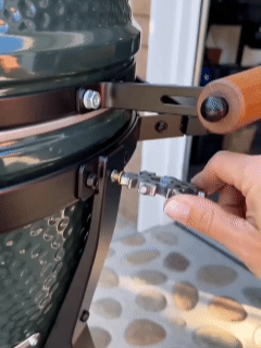 Snowflake 18-in-1 Multi-Tool in use