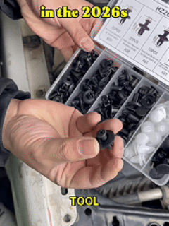Auto Clips GIF