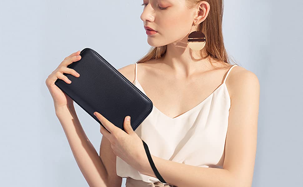 Large Capacity Credit Card Wallet