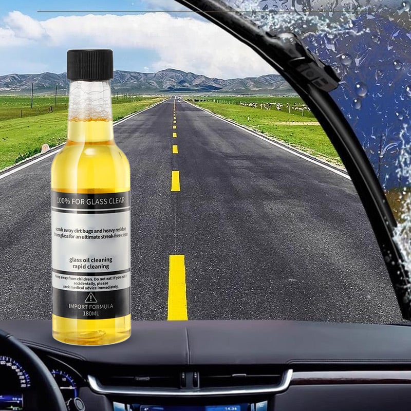 Water-repellent protective effect on car glass