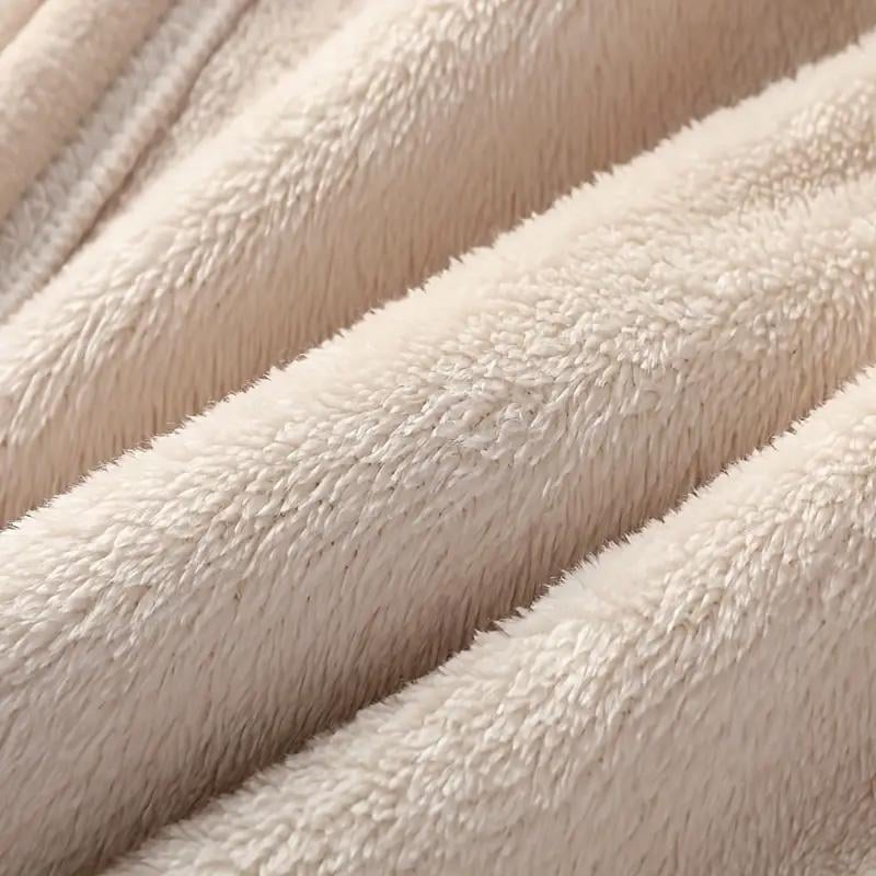 One-piece flannel warm mask hat, outdoor cycling windproof and cold autumn and winter style, warm hat with neck mask