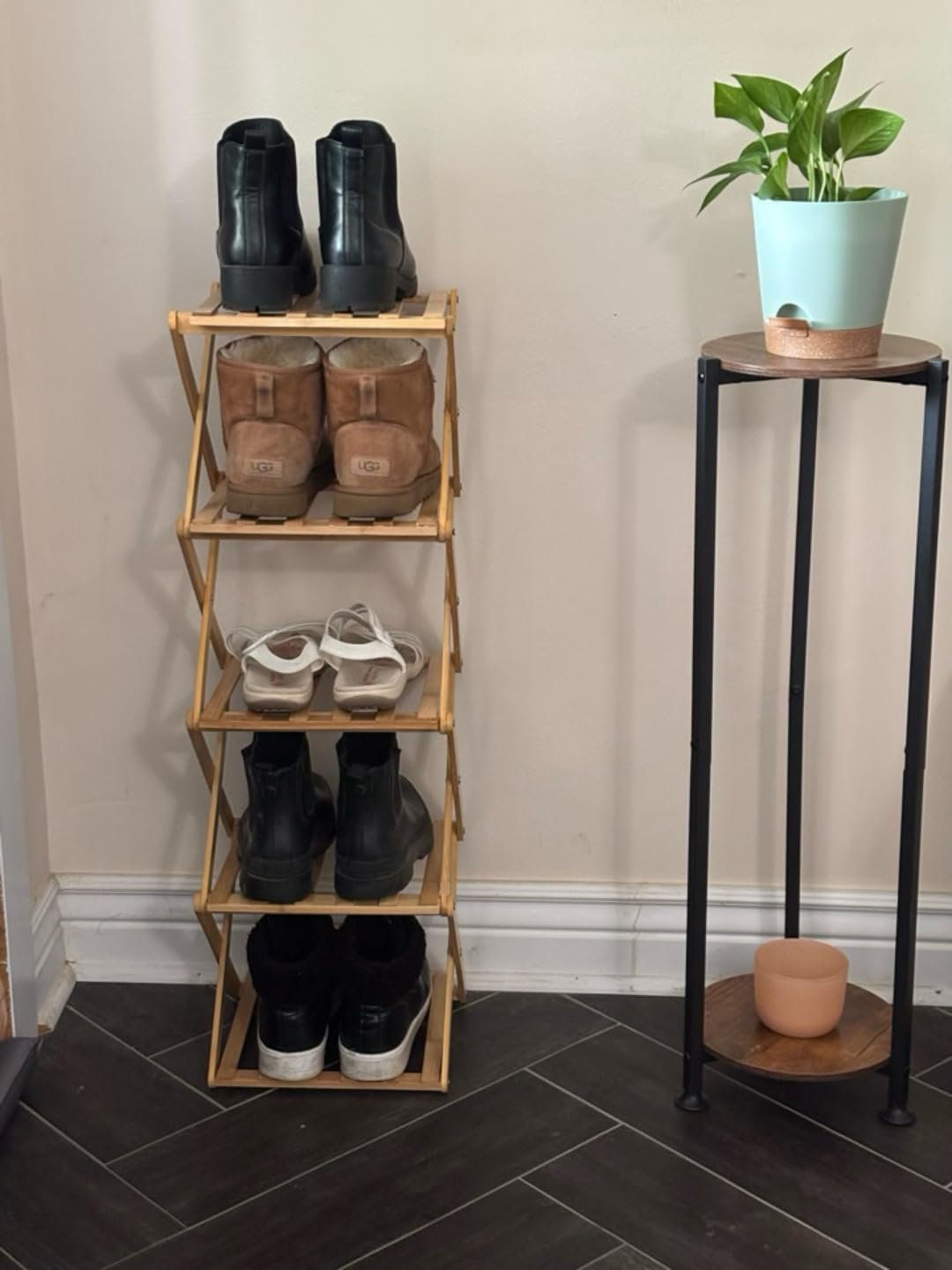 Perfect behind the door shoe rack!