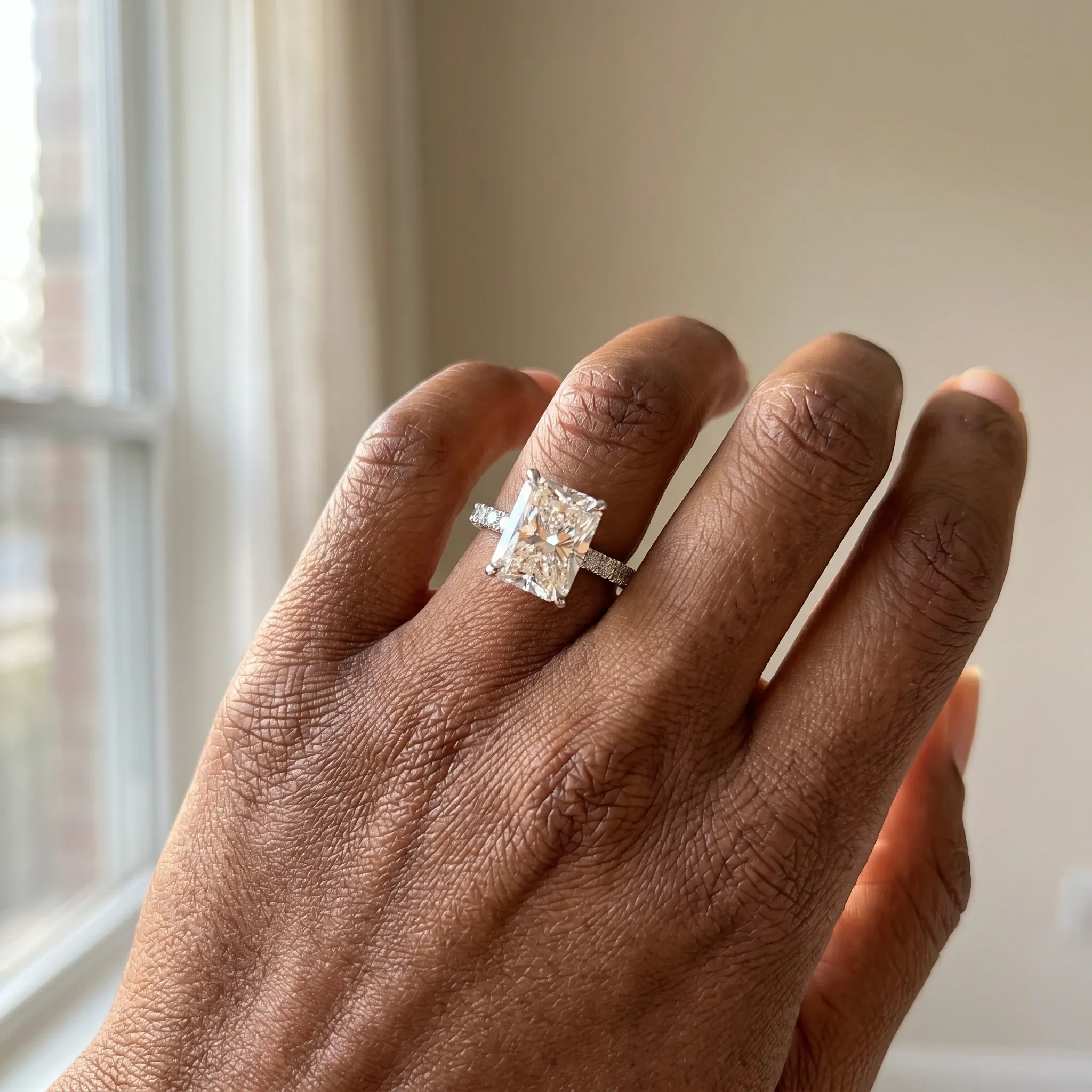 Aurora Radiant 4CT Ring
