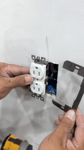 Outlet Spacer Fix