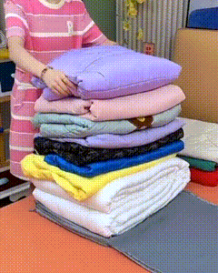 duvet compression bag in use